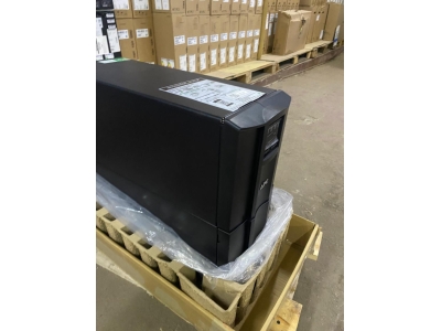 APC Smart-UPS 3000VA LCD 230V SmartConnect