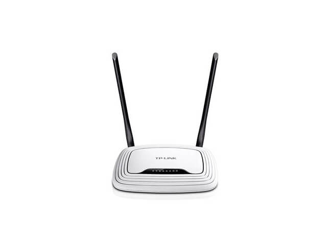TP-Link Wireless 802.11n access point 300Mbps 2.4ГГц with 2 removable omnidirectional antennas 4dBi and PoE TL-WR841N(RU)