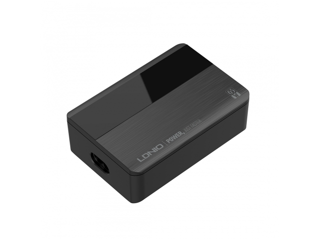 Универсальное зарядное устройство LDNIO A4808Q 65W 2*USB-C 2*USB Чёрный